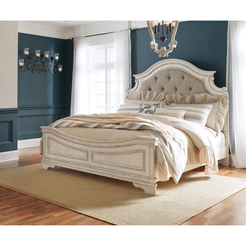 Signature Design by Ashley Realyn B743 6 pc Queen Bedroom Set IMAGE 2