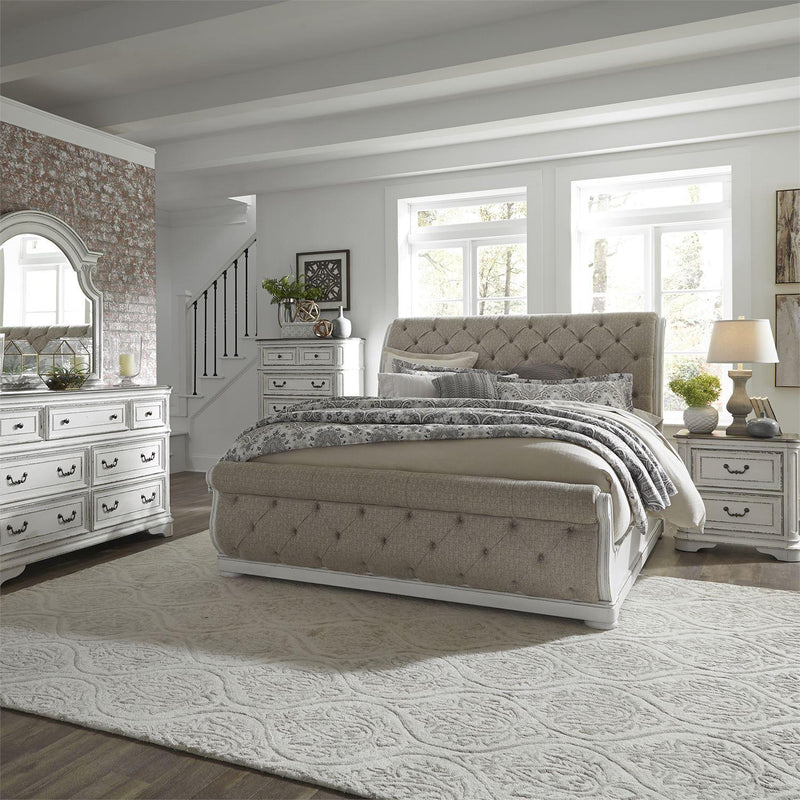 Liberty Furniture Industries Inc. Magnolia Manor 7-Drawer Dresser 244-BR31 IMAGE 4