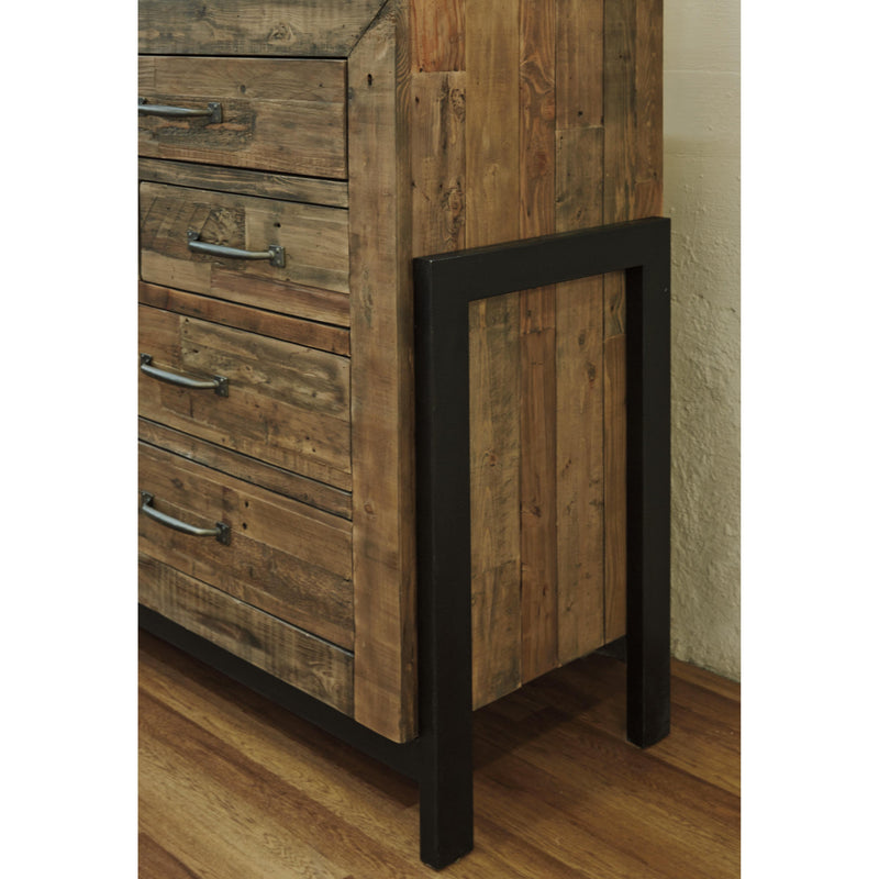 Signature Design by Ashley Sommerford 5-Drawer Chest B775-46 IMAGE 4