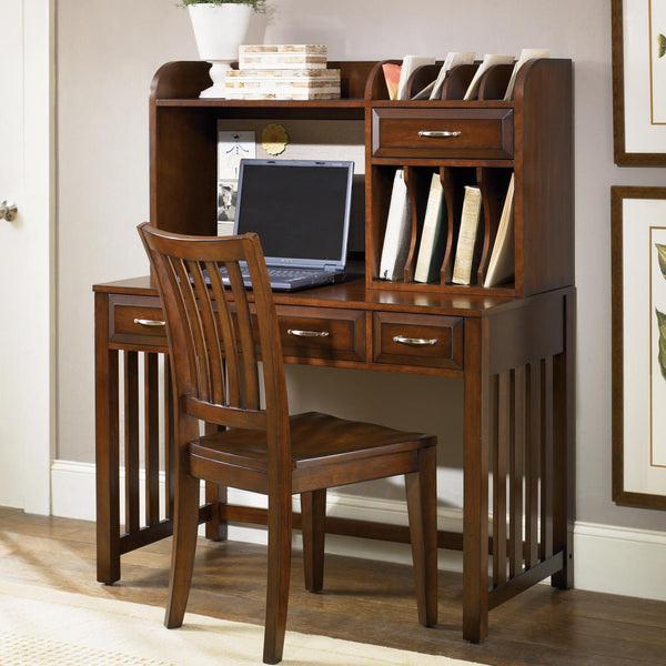 Liberty Furniture Industries Inc. Office Desks Desks With Hutch 718-HO-DSK IMAGE 1