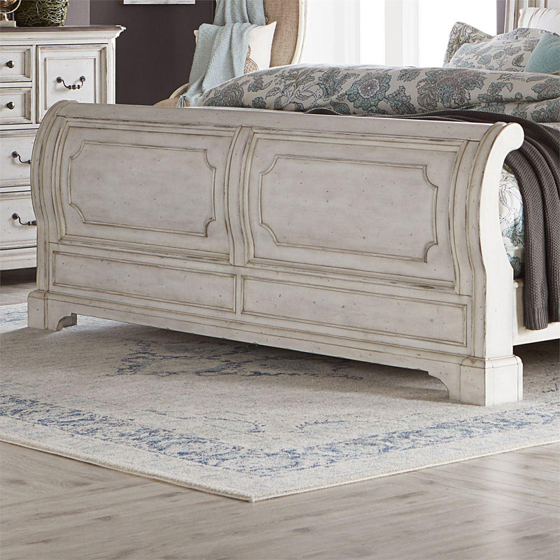 Liberty Furniture Industries Inc. Abbey Road King Sleigh Bed 455W-BR-KSL IMAGE 10