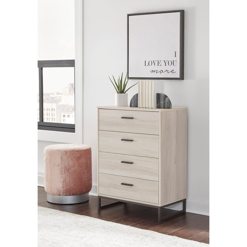 Signature Design by Ashley Socalle 4-Drawer Chest EB1864-144 IMAGE 5