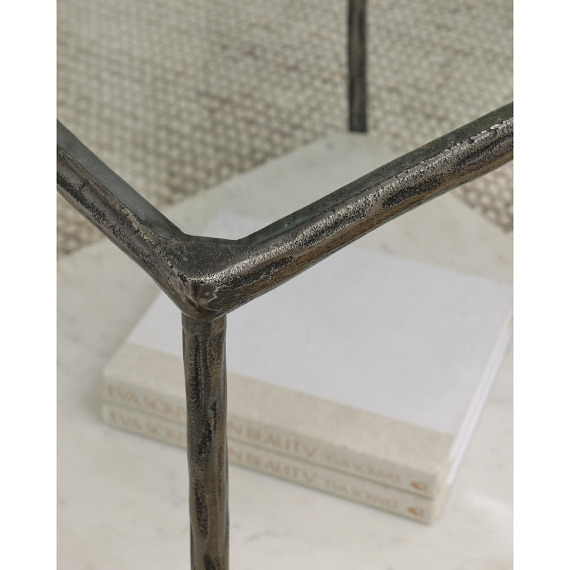 Signature Design by Ashley Ryandale Accent Table A4000452 IMAGE 4