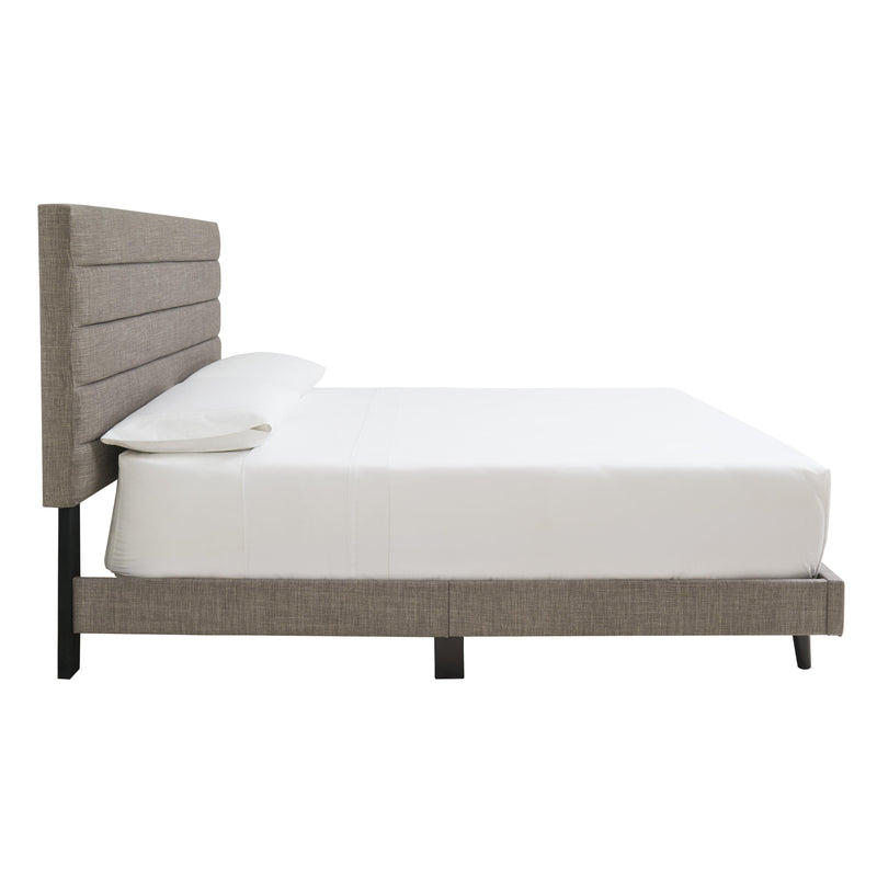 Signature Design by Ashley Vintasso Queen Upholstered Panel Bed B089-481 IMAGE 3