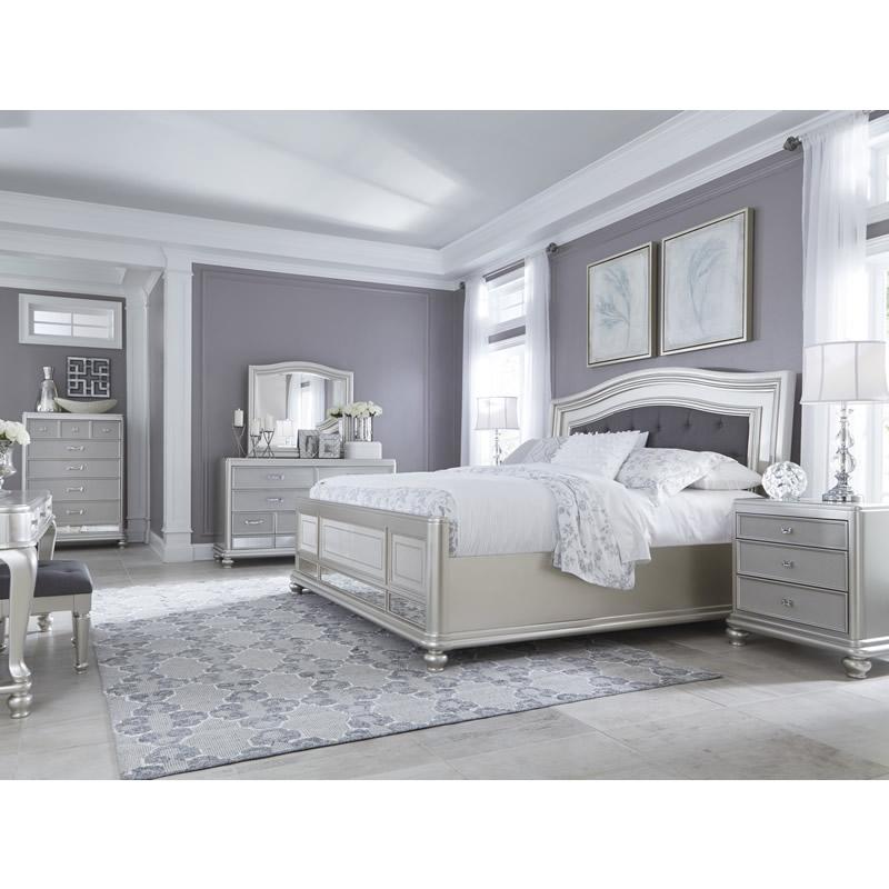 Signature Design by Ashley Coralayne B650 6 pc Queen Panel Bedroom Set IMAGE 1